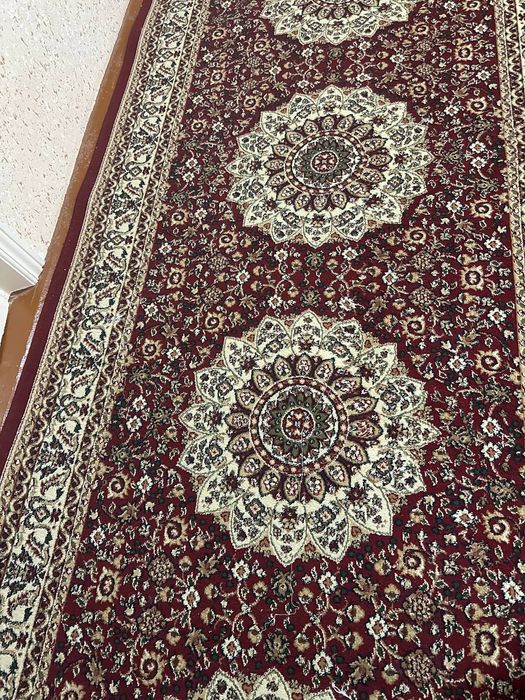 Продаются ковры. Гиламлар сотилади