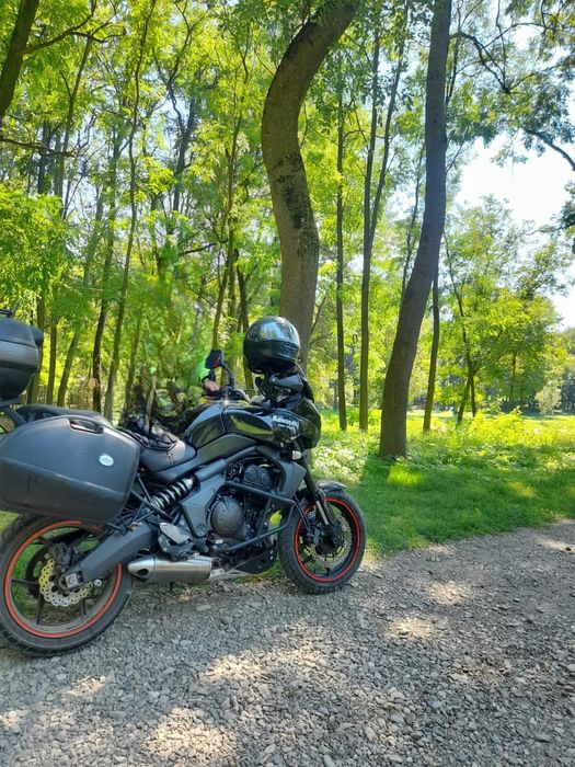 Vând kawasaki versys