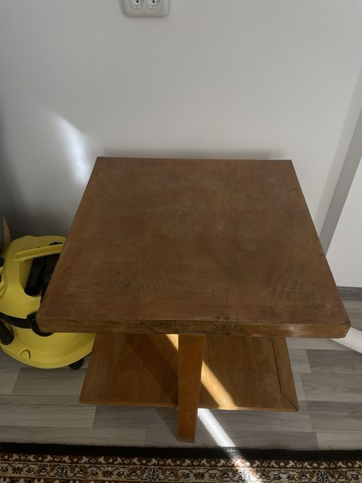 Помощна Ретро масичка квадрат 60/60