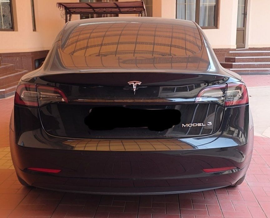 Tesla model 3 Fargona