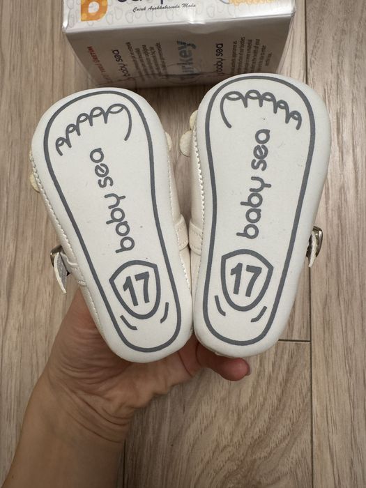 Pantofiori noi marimea 17