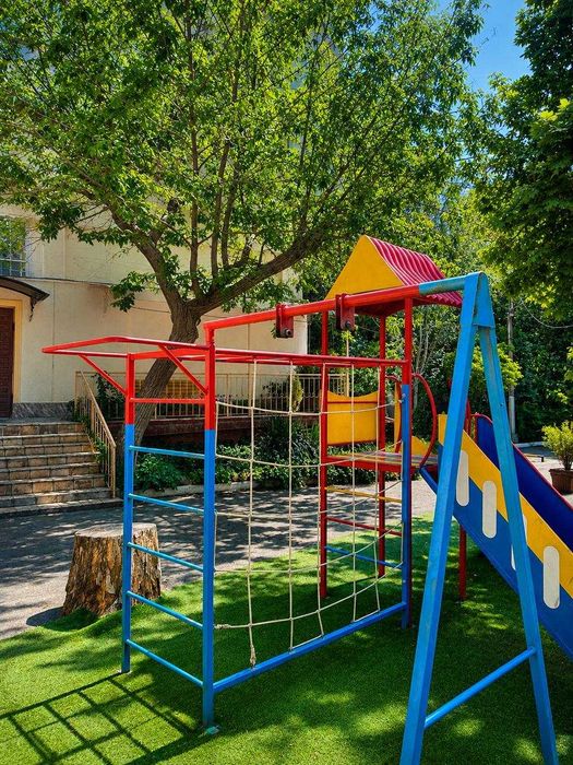 1в2 студия у Grand Mir Hotel, 37 м² `