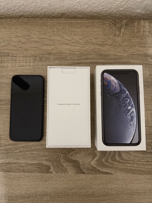 iPhone XR Black 128GB