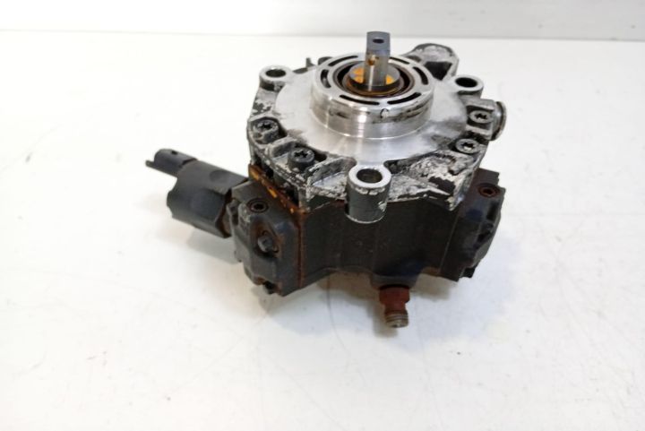 Pompa  inalta presiune 2.0 d 9683624080 Ford Mondeo MK4 seria
