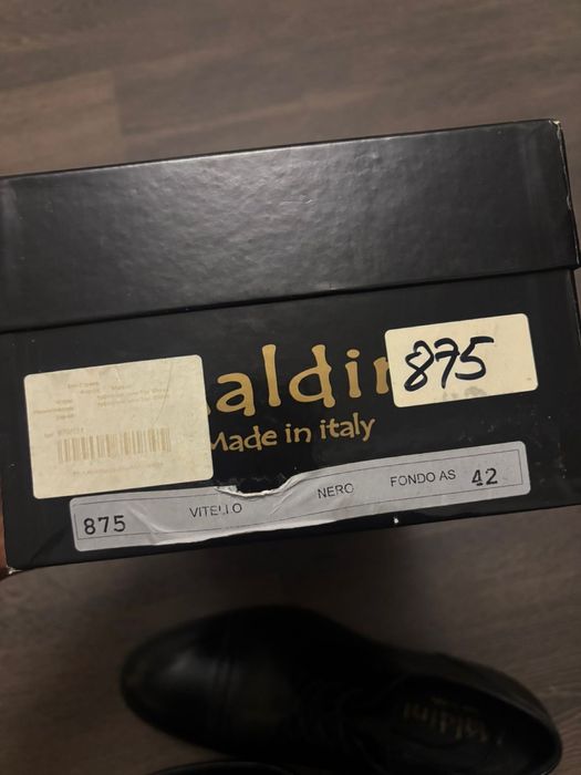 Продам мужские туфли