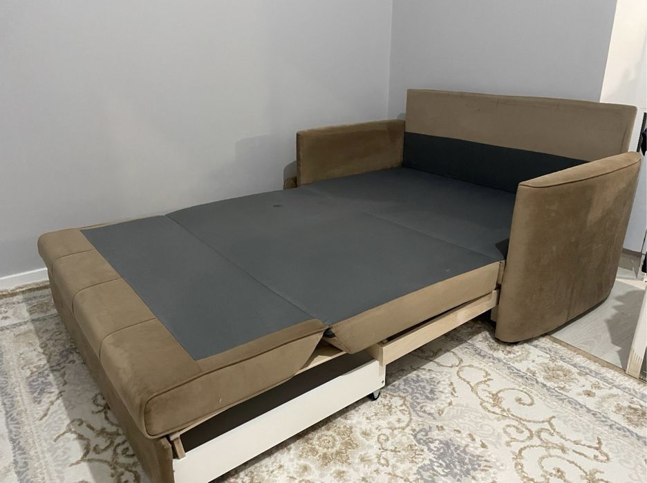 Расдвигающийся диван