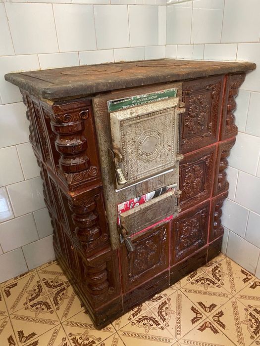 Cserépkályha, kandallók, kémények, Sobe, șeminee, coșuri de fum