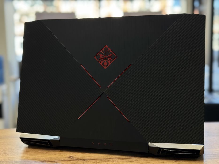 HP Omen core i5-7  SSD 128 gb HHD 1 Tb