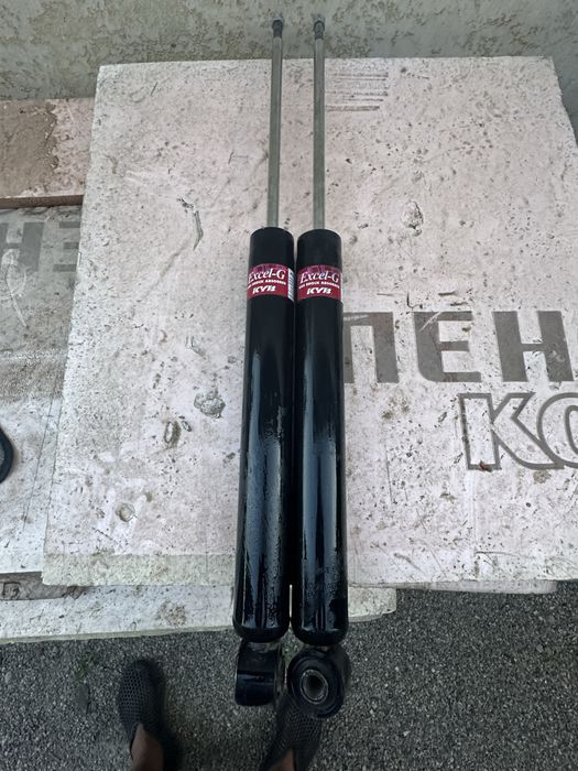 Продам амортизаторы