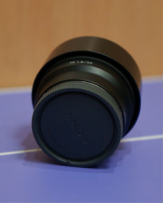 Объектив Sony FE 50mm f/1.8