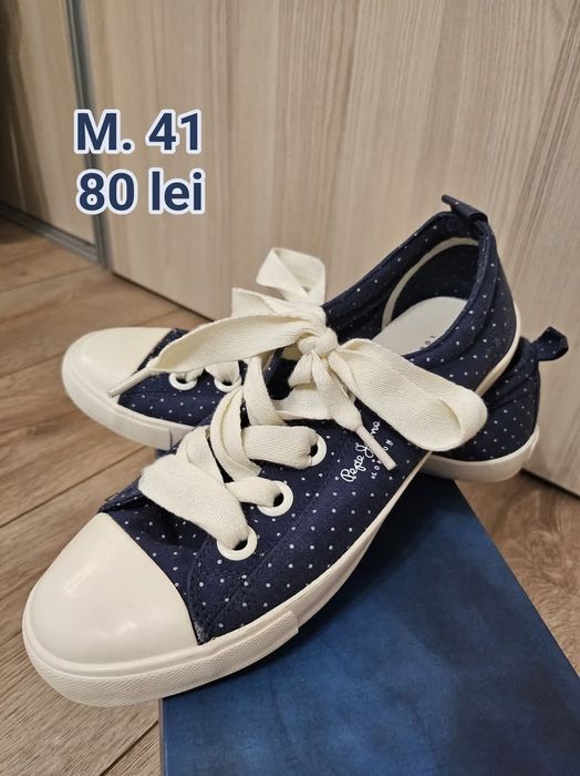 Pantofi, ghete, teniși