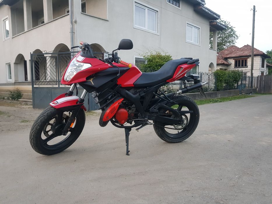 Vand malaguti drakon motor de 50cc