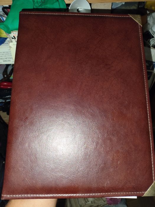 Папка офисная кожа, внутри бархат