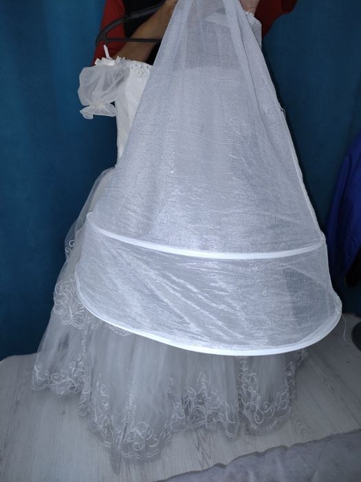 Бальное платье на праздники