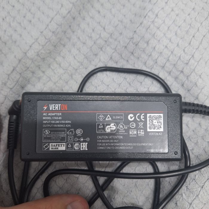 Блок питания для ноутбука Asus 65W