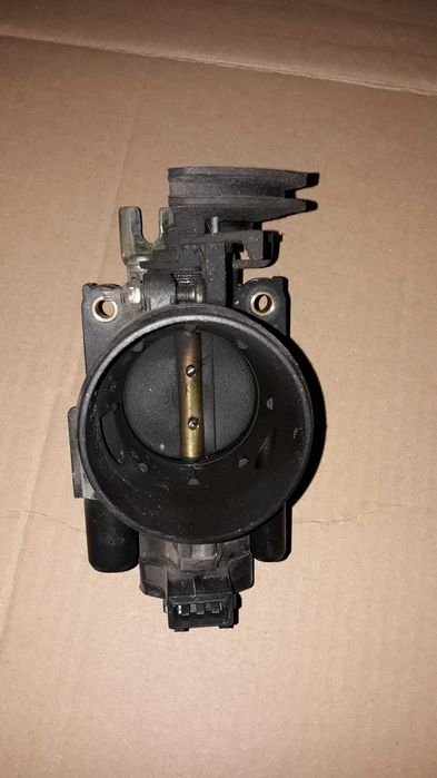 Продавам Ровър 200 1.4 16V пр.1999г. на части -няма катализатор