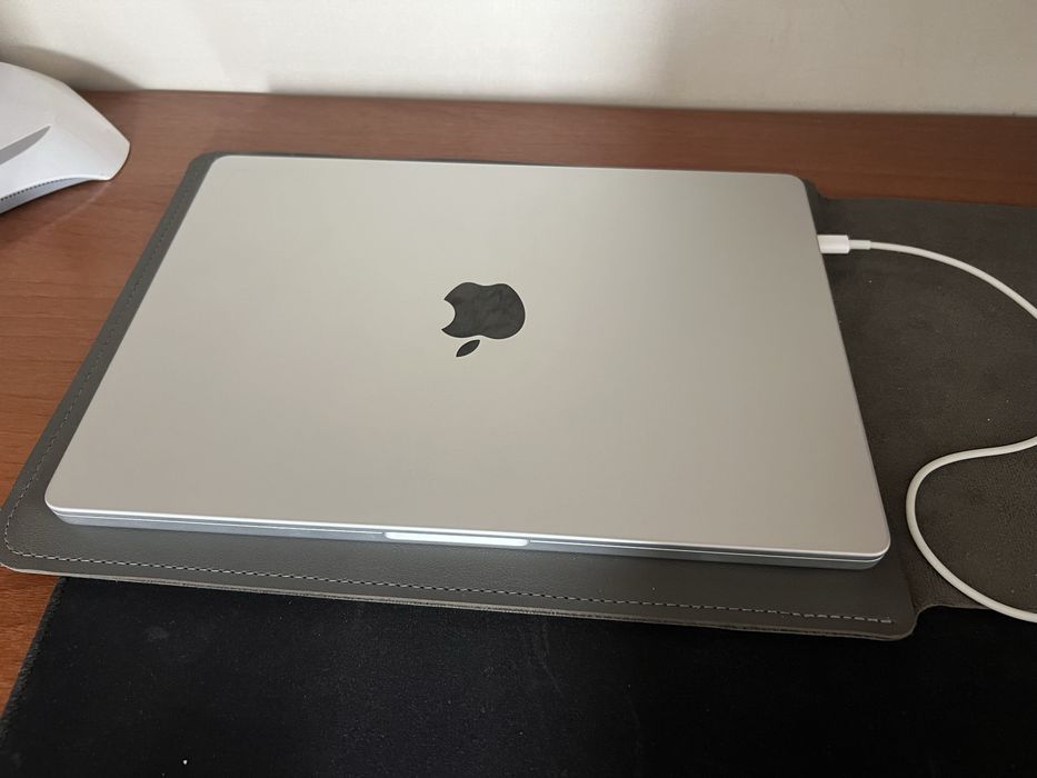 Macbook pro M4 14, 512gb