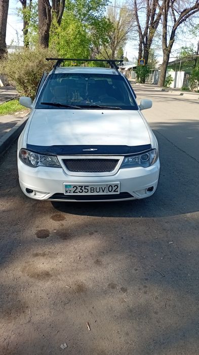 Продам машину Деу Нексия