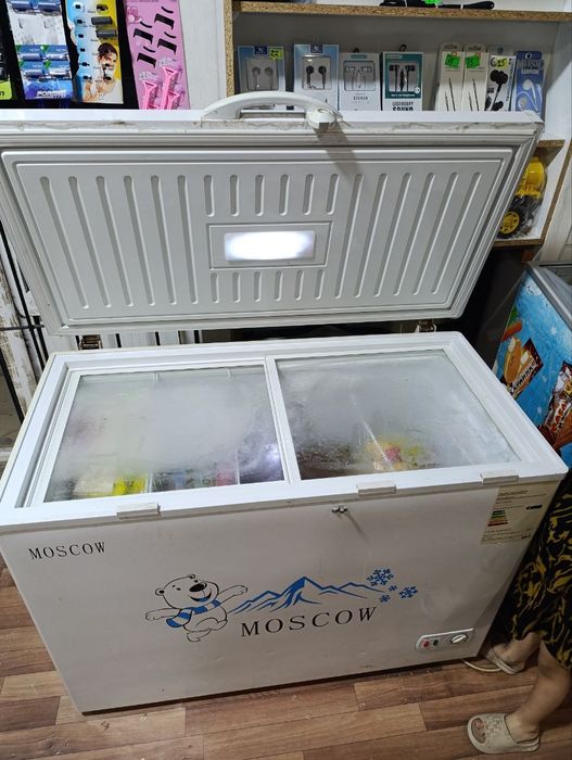 Витрина холодильник, морозильник
