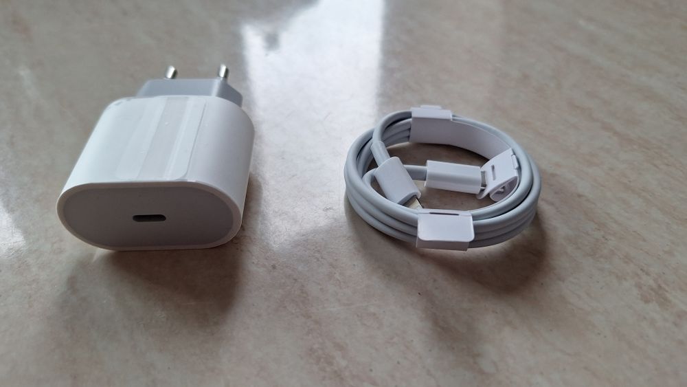 Incarcator complet nou tip C (cablu+adaptor) lightning charge