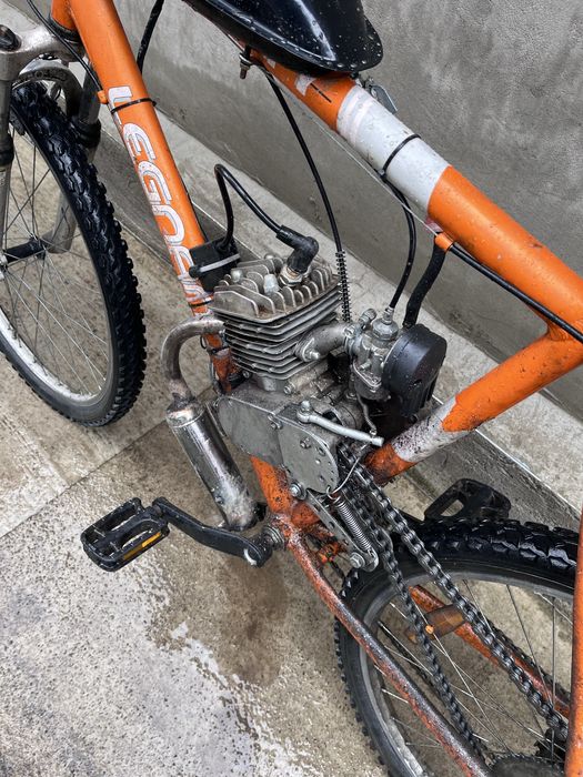Bicicleta cu motor