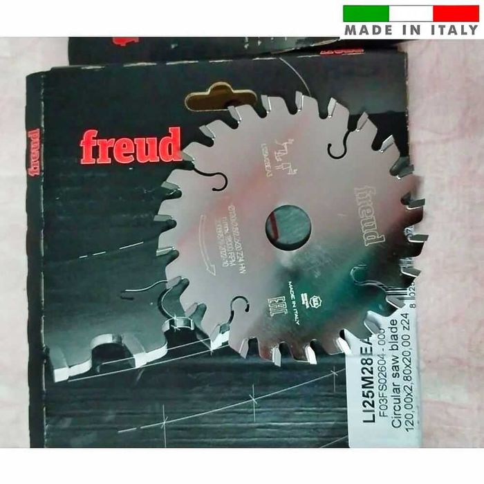 Freud, tarsovka arra, Фреуд, Фред Италияда Ишлаб чикарилган