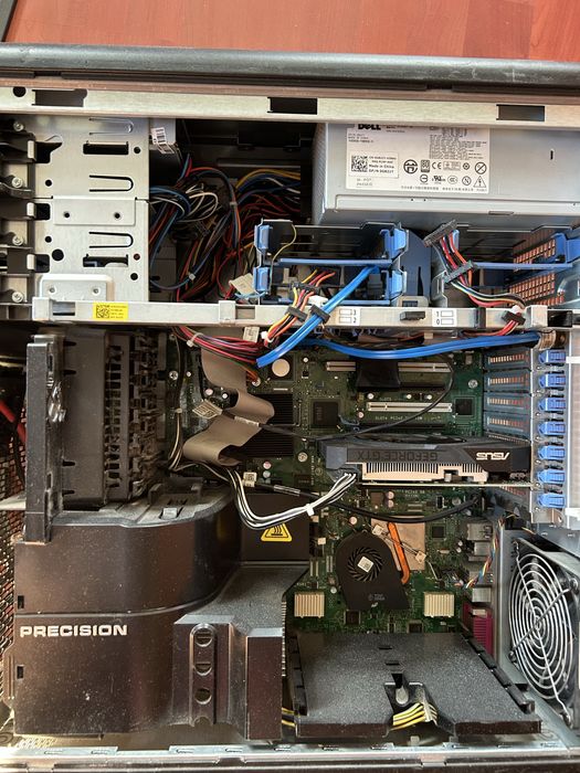 Работна станция Dell Precision T7500