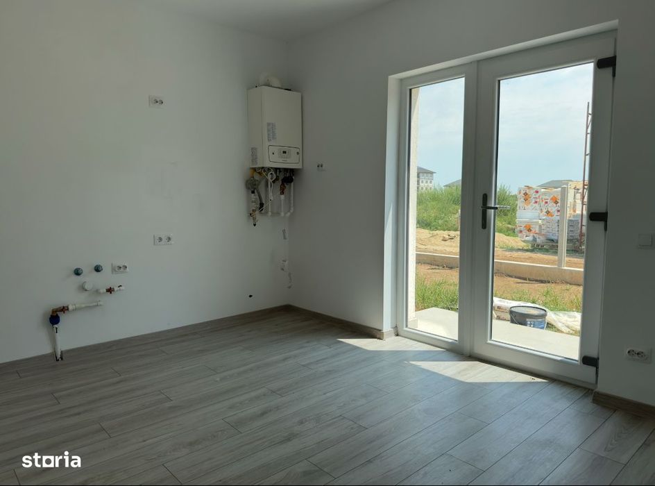 Casă NOUĂ de vânzare! Green Residence