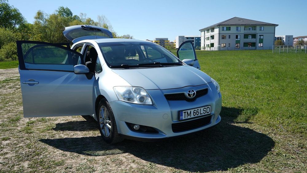 Toyota Auris 2.0