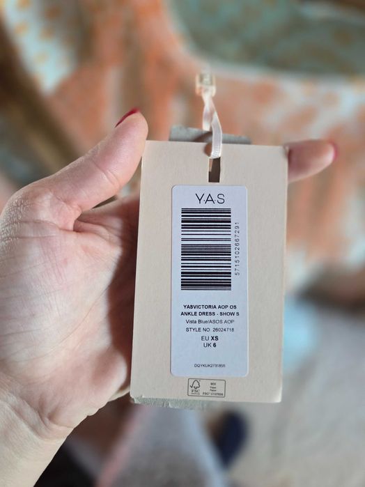 Рокля , чисто нова , на марката YAS,размер хс