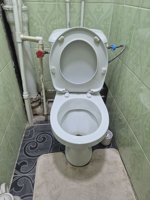 Продам унитаз б/у