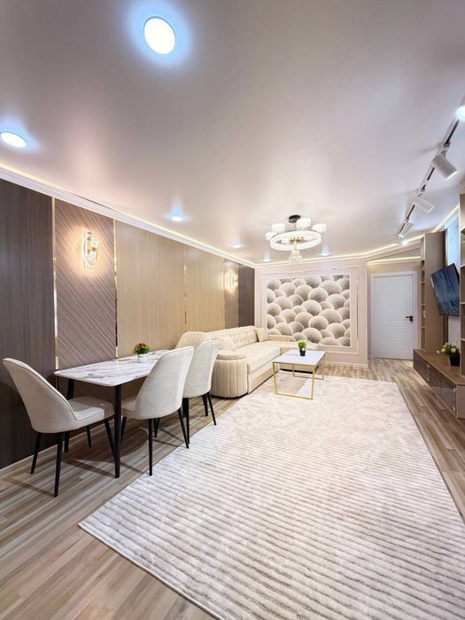 Чиланзар 2.  3в4комнатная. Евро. Кирпич.  Меб и тех