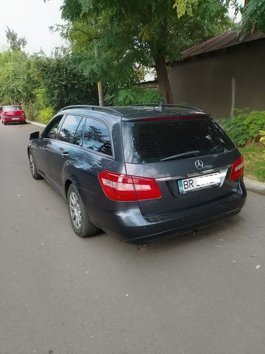 MERCEDES-BENZ E-Class 2011 — imagine 2
