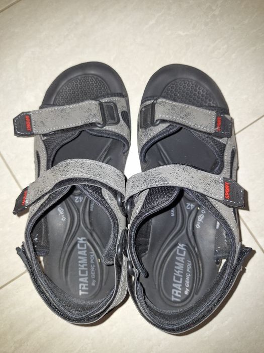 Sandale 41-42 noi