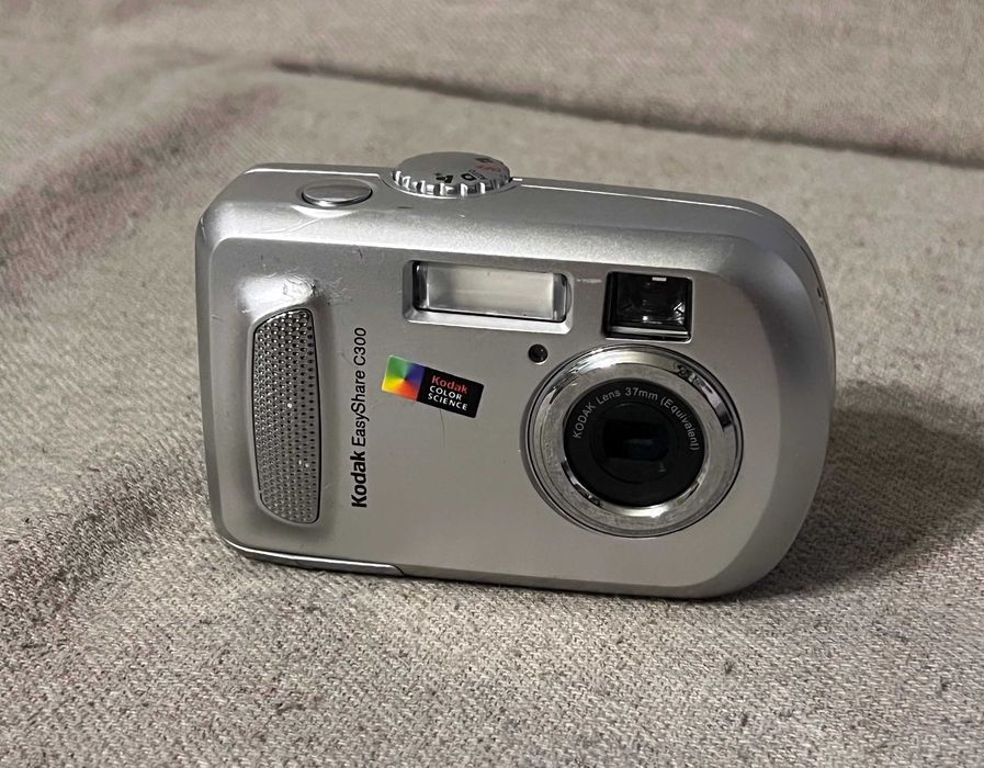 Aparat foto digital Kodak EasyShare C300 3.2MP functional
