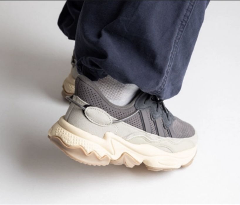 Adidas Ozweego TR Charcoal Sand Strata