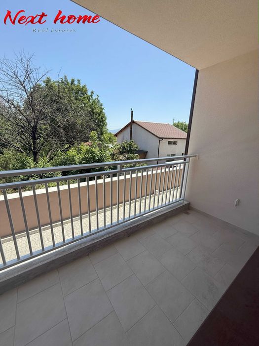 Продава се Четиристаен апартамент в Пловдив, Остромила - 180 кв.м за 1000 €/кв.м - Снимка #9