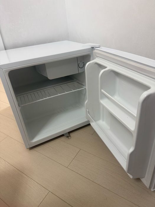 Мини-холодильник