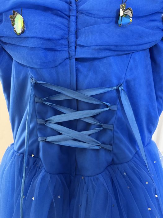 Rochie albastră elegantă cu corset