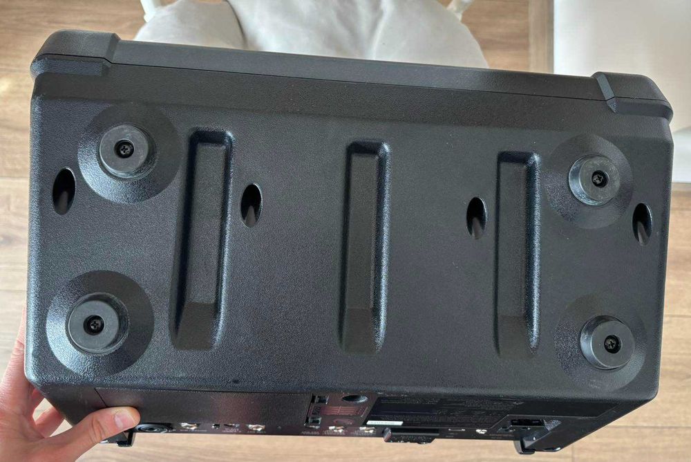 Boss Cube Street II + BT-DUAL Bluetooth адаптер — пълен комплект