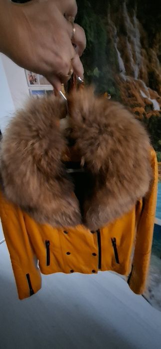 Geaca piele naturala cu guler de vulpe