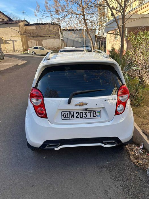 Шевролет Спарк сотилади