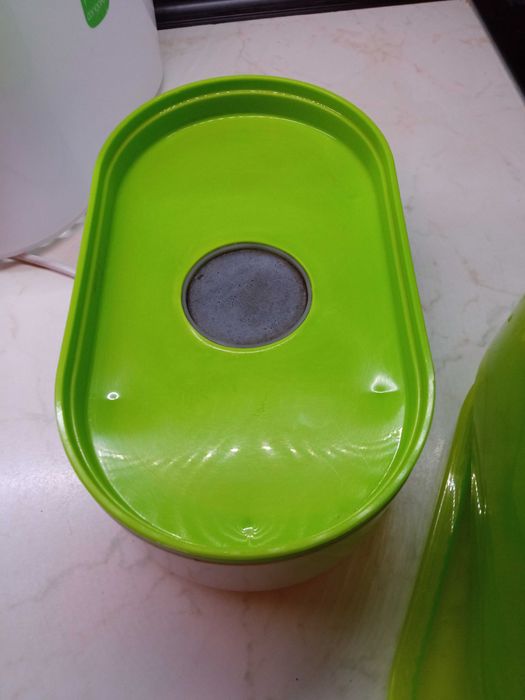 Стерилизатор за бебешки шишета и приготвяне на храна на пара