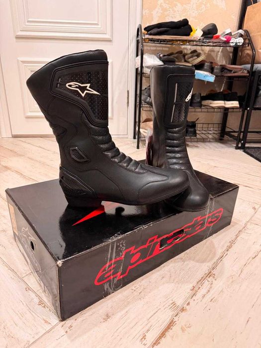 Байкерские ботинки