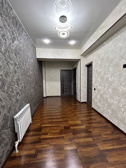 2 хоналик срочно сотилади.