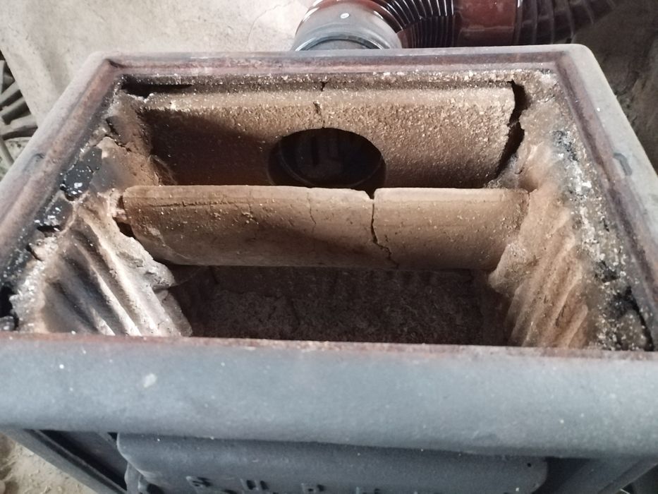 Печка на дърва и въглища