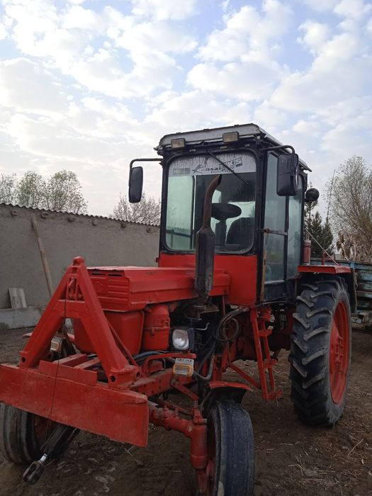 Traktor t28 yangi