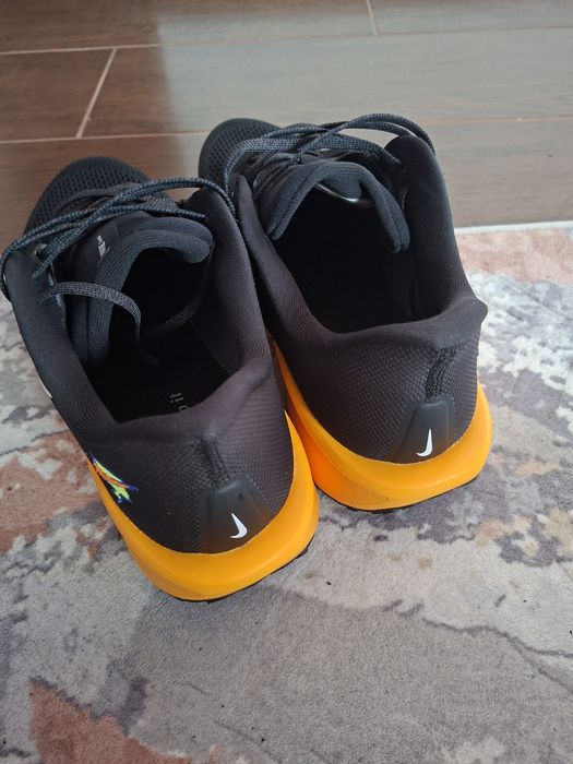 Adidasi Nike masura 46