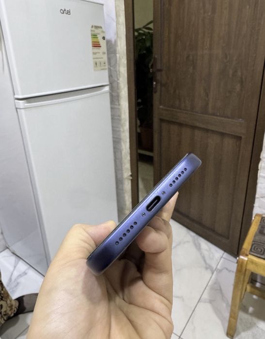 Iphone 17 pro max 512 sim-esim yomkost 99%