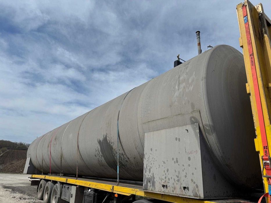 Цистерна обем 100 000 литра